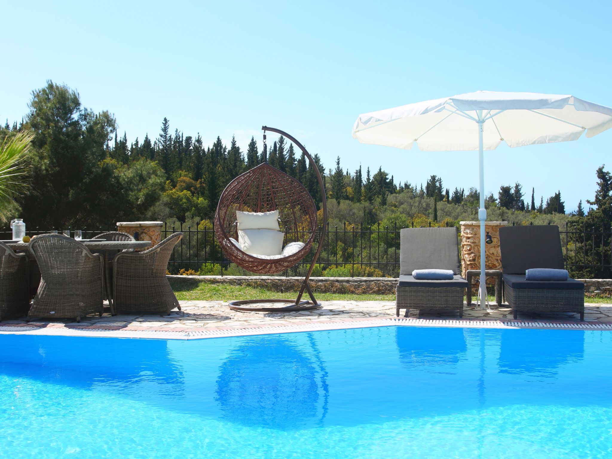 Luxusvillen Thanasis in der Nähe von Kathisma-Image-tags.info