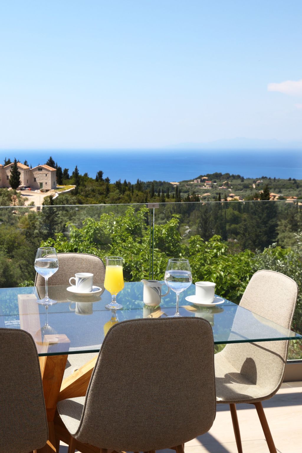 Luxusvillen Thanasis in der Nähe von Kathisma-Image-tags.info