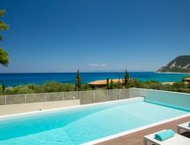 Villa mit eigenem Garten und in der Nähe von Agios Nikitas