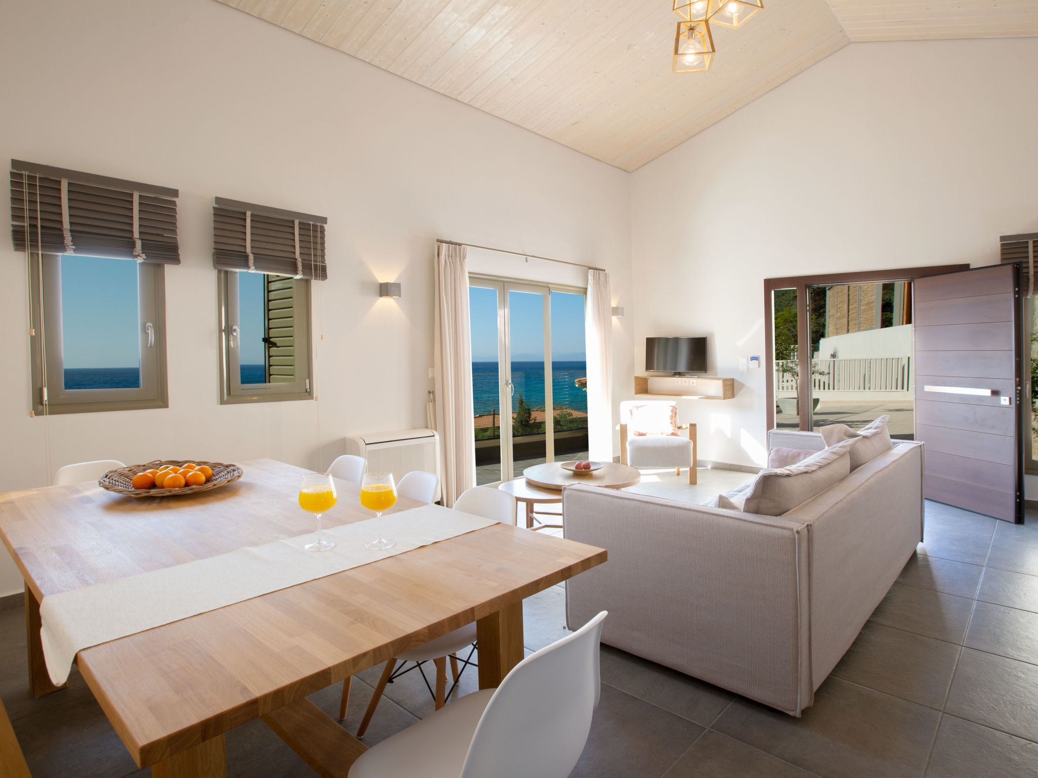 Villa mit eigenem Garten und in der Nähe von Agios Nikitas-Inside