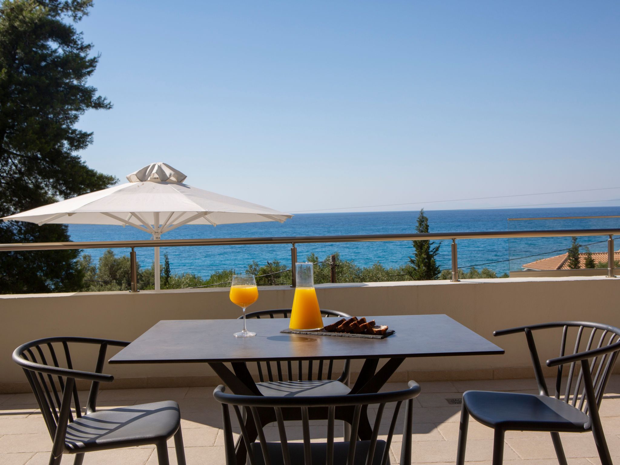 Villa mit eigenem Garten und in der Nähe von Agios Nikitas-Outside