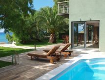 Vakantiehuis met privézwembad in Agios Nikitas voor 8 personen - thumbnail 2