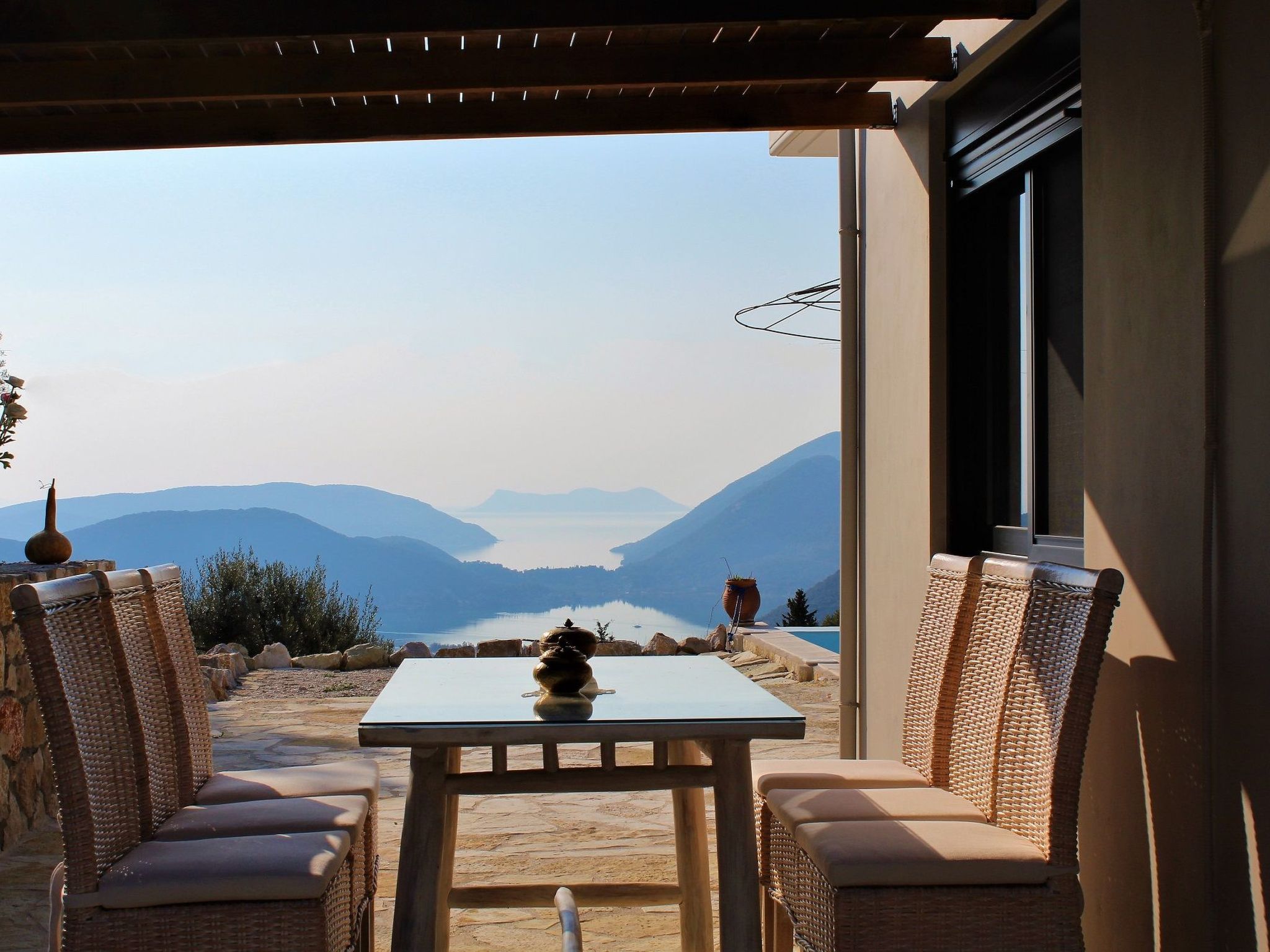 Ferienvilla "Maura" mit Infinity-Pool-Buiten