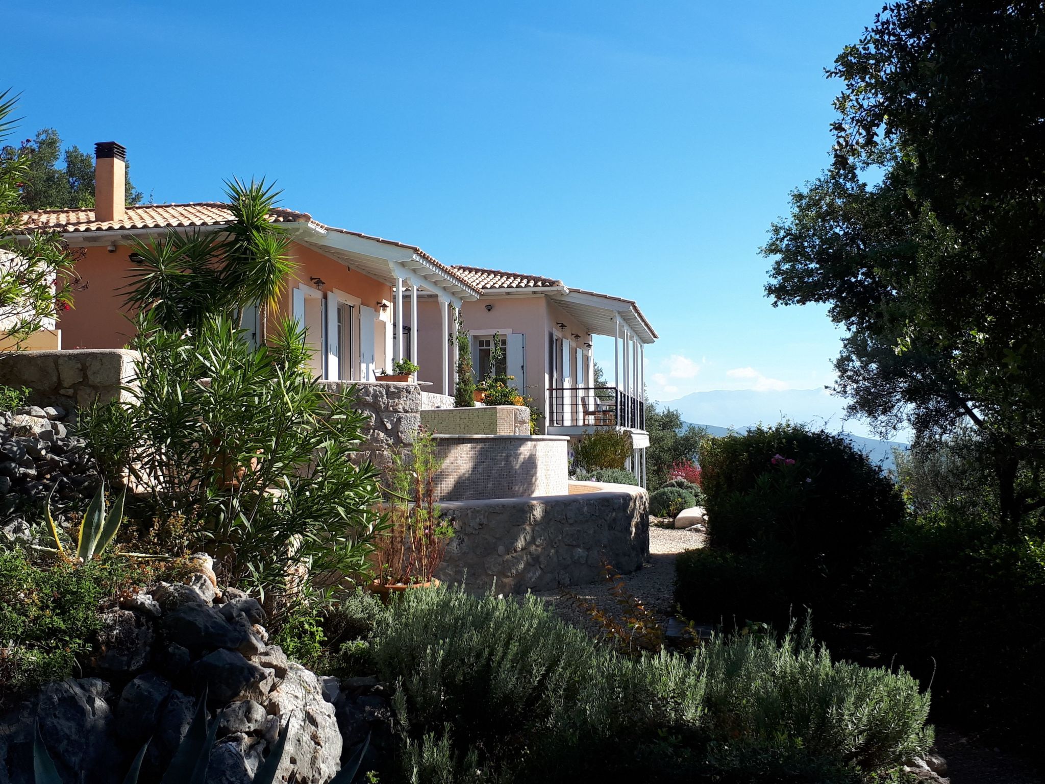 Die Drei Grazien, luxuriöse Villa mit eigenem Pool-Image-tags.info