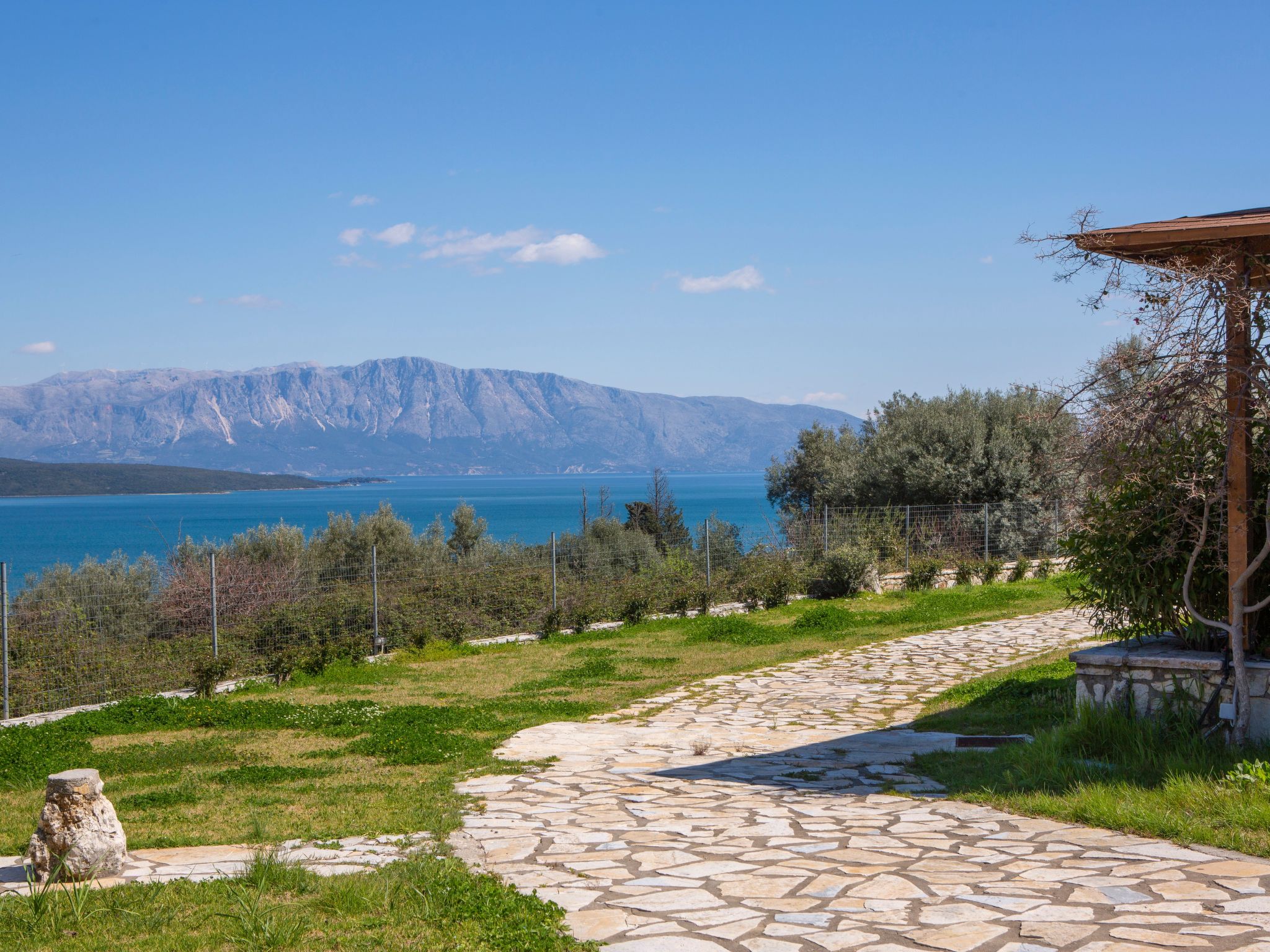 Artemis-Villa-Buiten