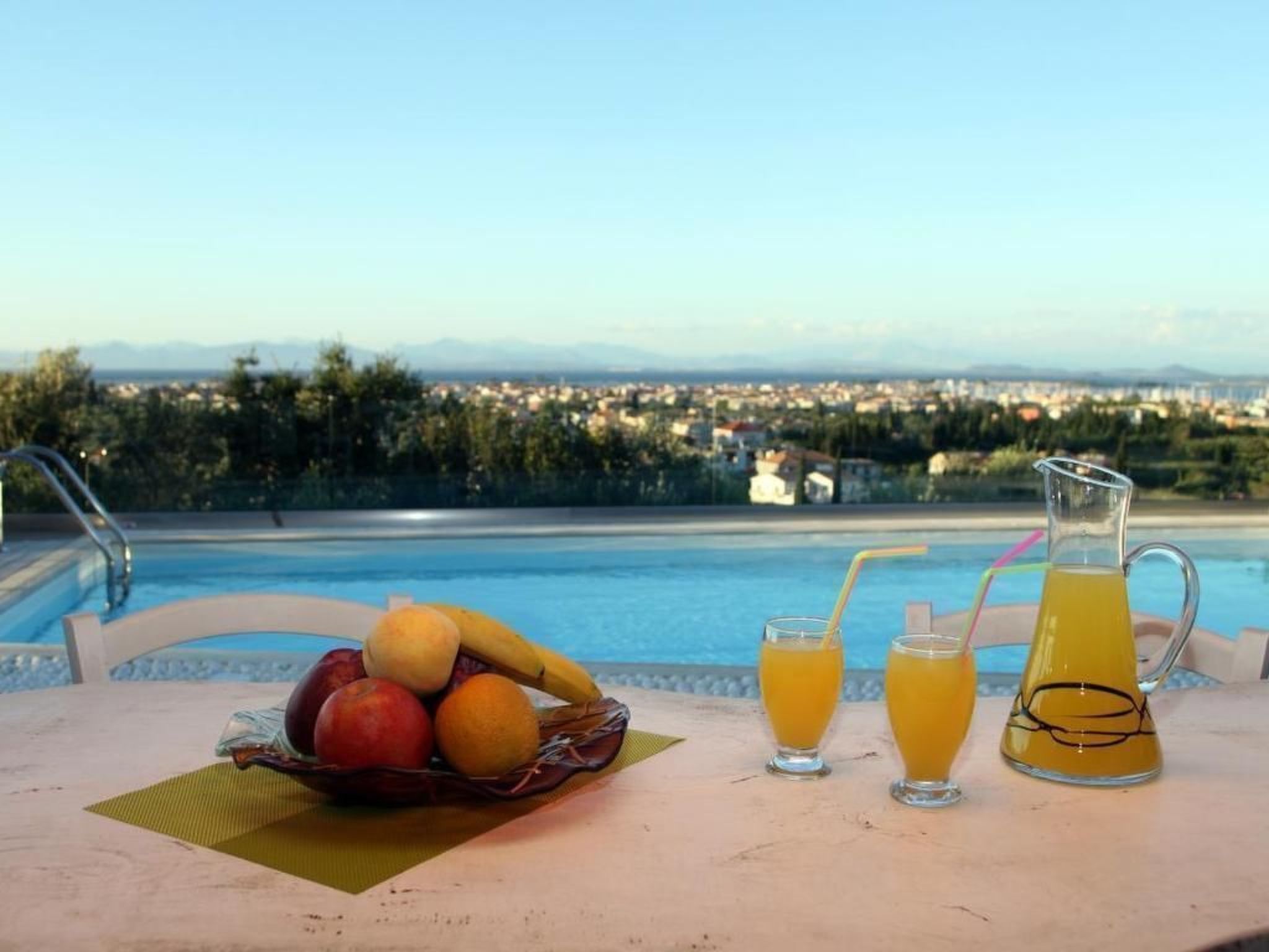 "Alea Resort" mit eigenem Pool-Binnen