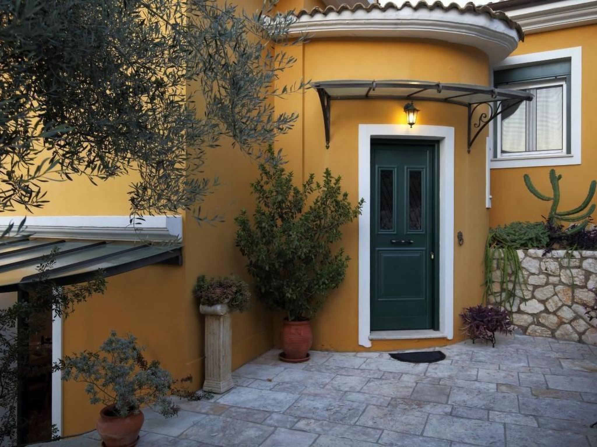 "Alea Resort" mit eigenem Pool-Binnen