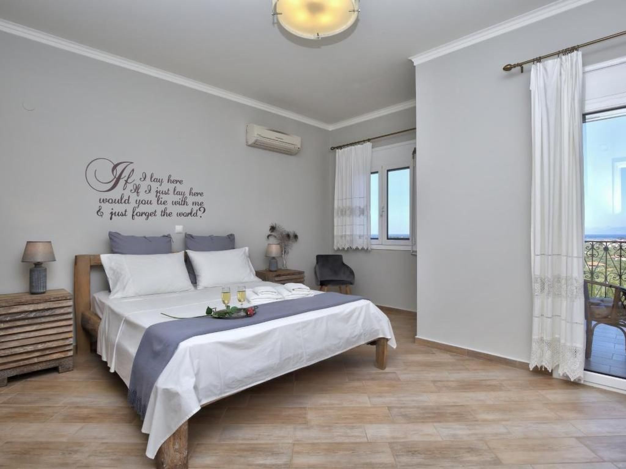 "Alea Resort" mit eigenem Pool-Binnen