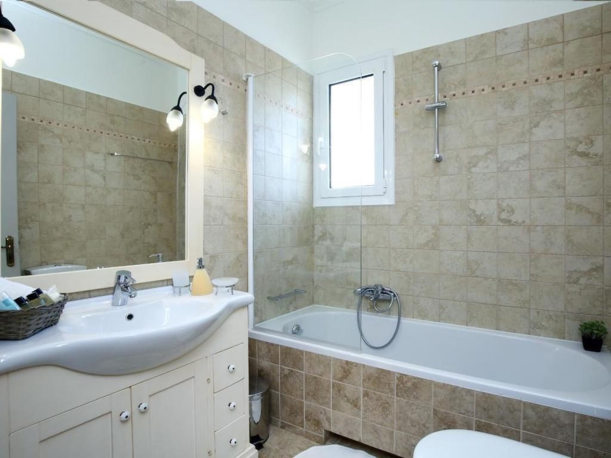 "Alea Resort" mit eigenem Pool-Binnen