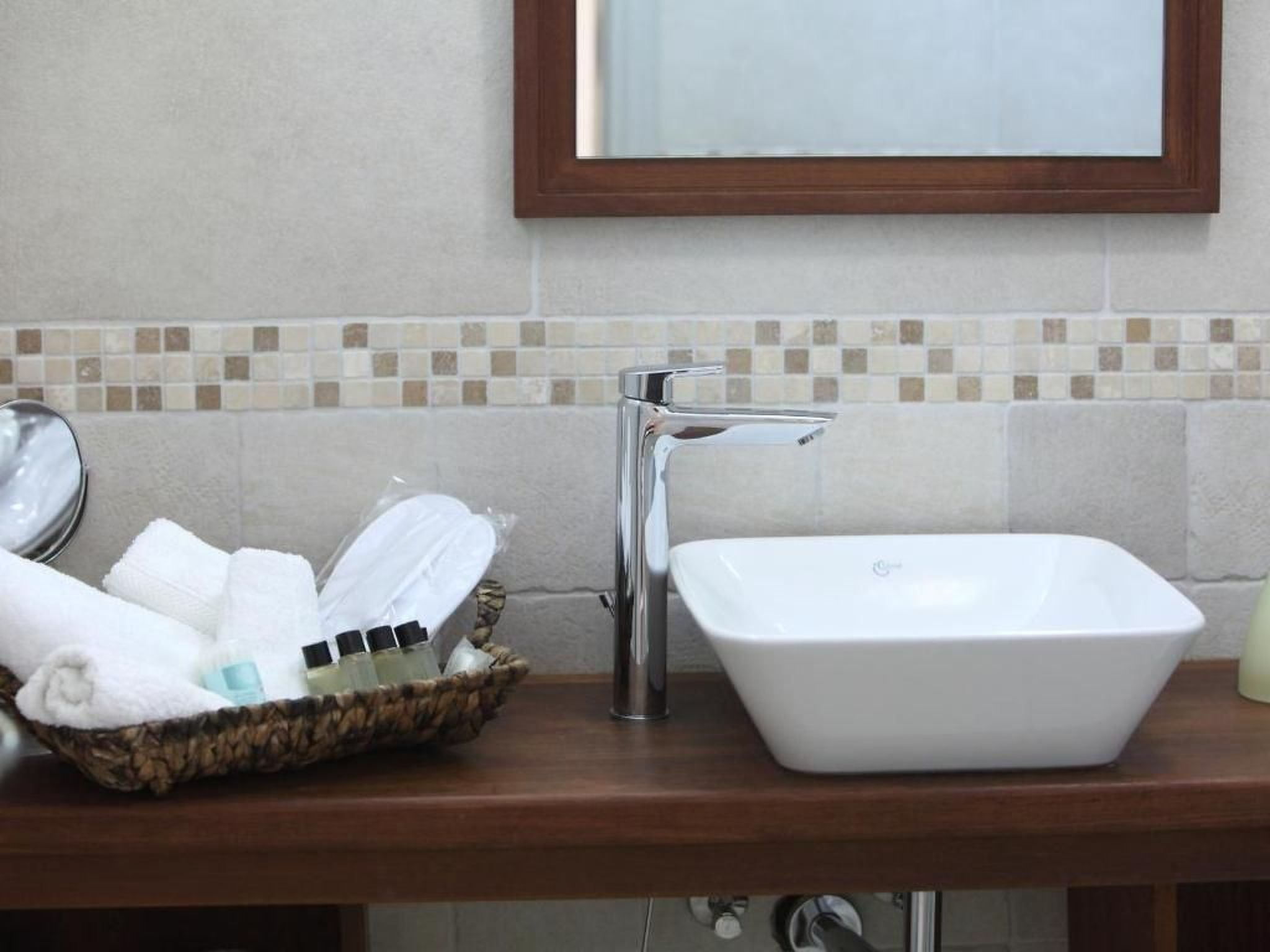 "Alea Resort" mit eigenem Pool-Binnen