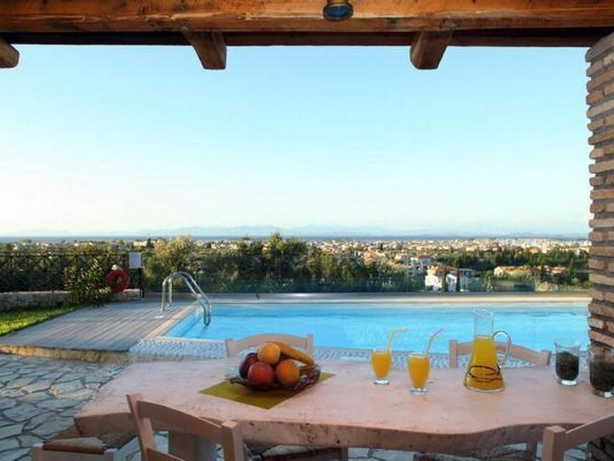 "Alea Resort" mit eigenem Pool-Binnen