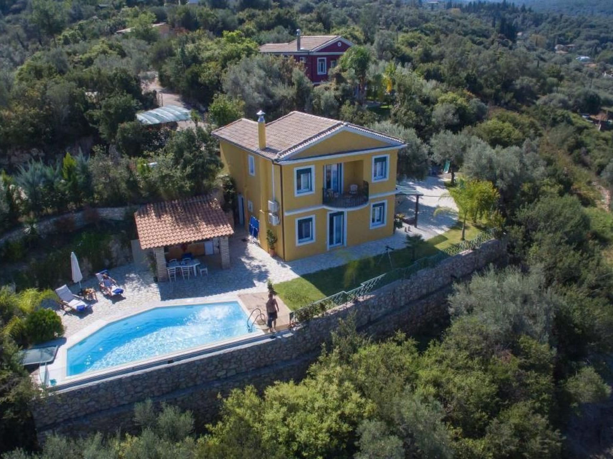 "Alea Resort" mit eigenem Pool-Binnen