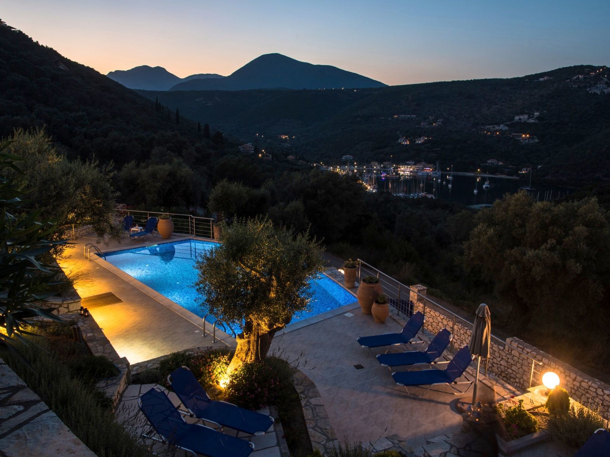 'Amantea3' mit Wasserblick-Image-tags.info