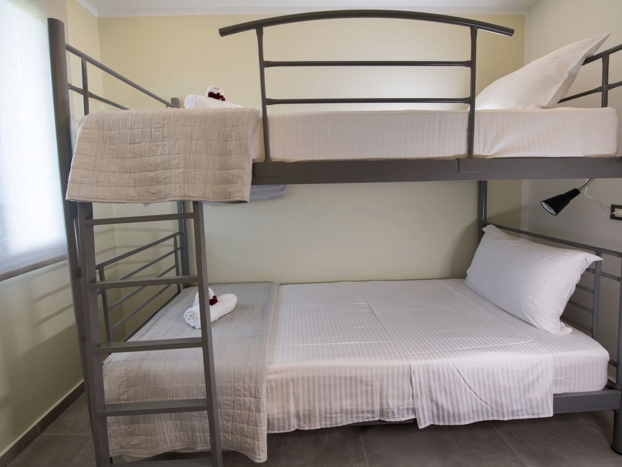 'Amantea3' mit Wasserblick-Image-tags.info