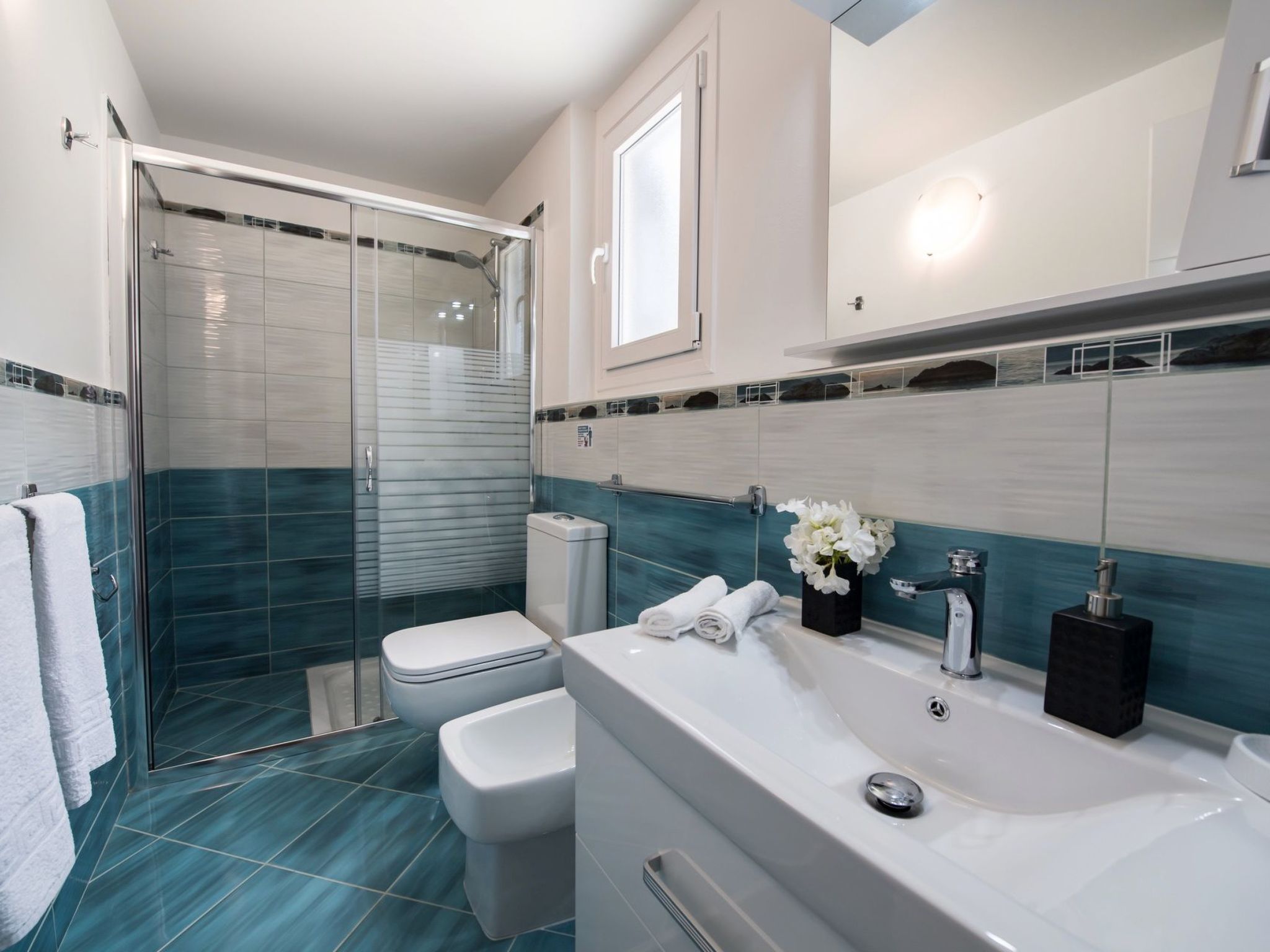 'Amantea3' mit Wasserblick-Image-tags.info