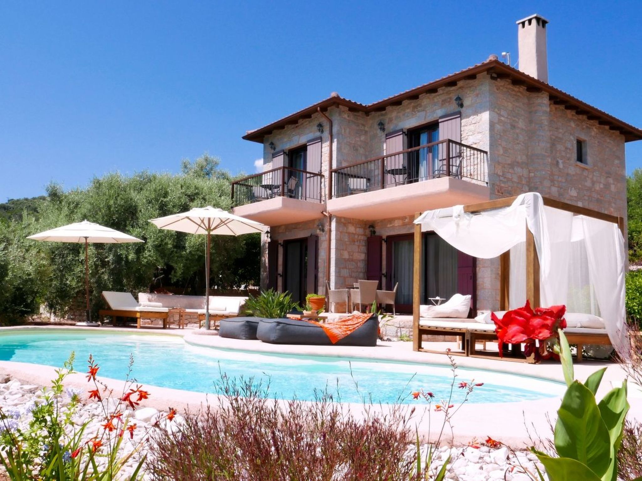 'Agapi' mit Infinity-Pool