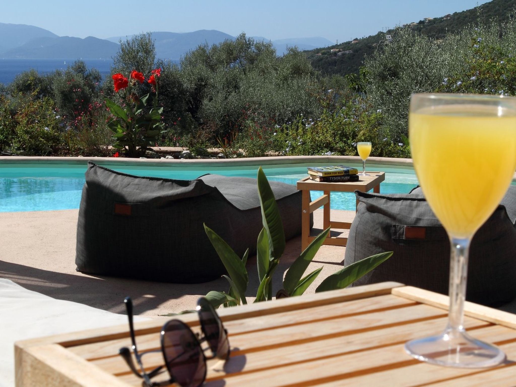 "Agapi" mit Infinity-Pool-Image-tags.info