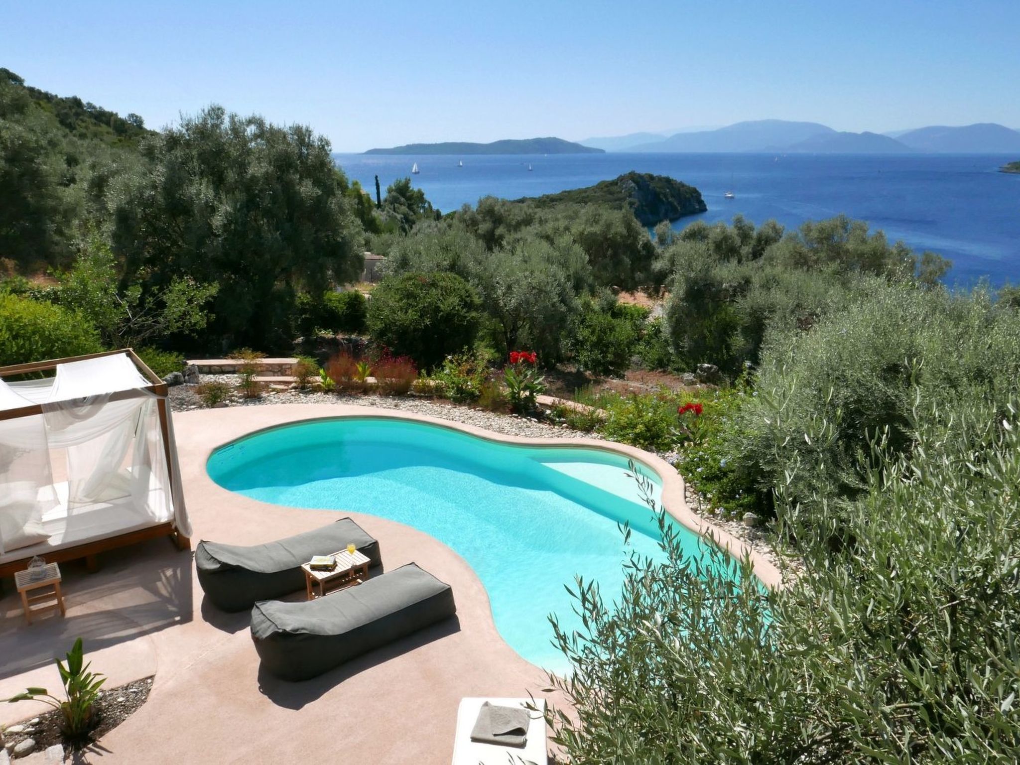 "Agapi" mit Infinity-Pool-Image-tags.info