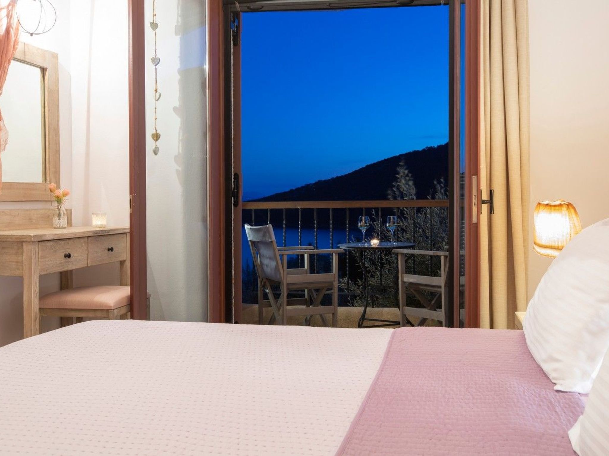 "Agapi" mit Infinity-Pool-Image-tags.info