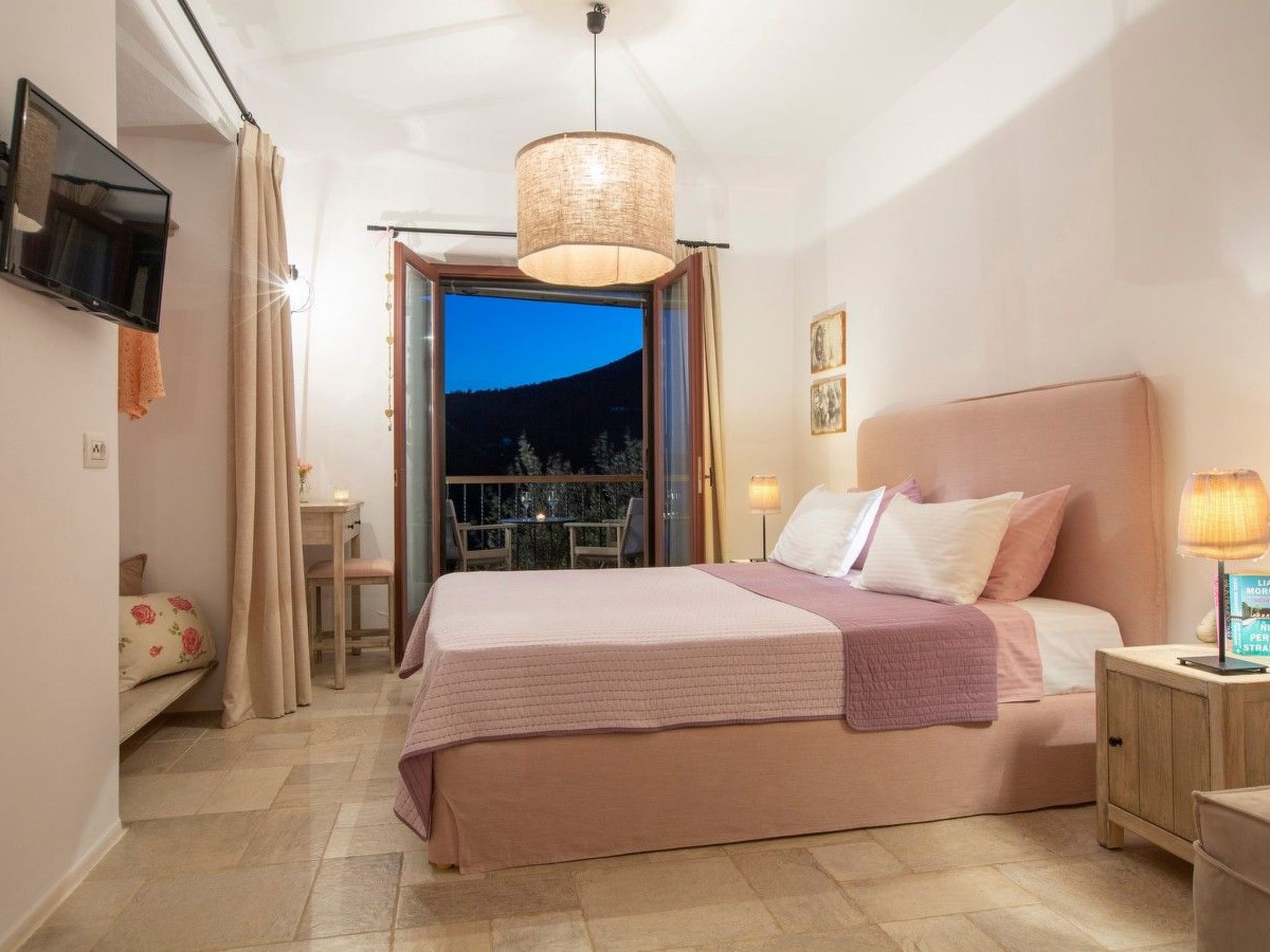 'Agapi' mit Infinity-Pool