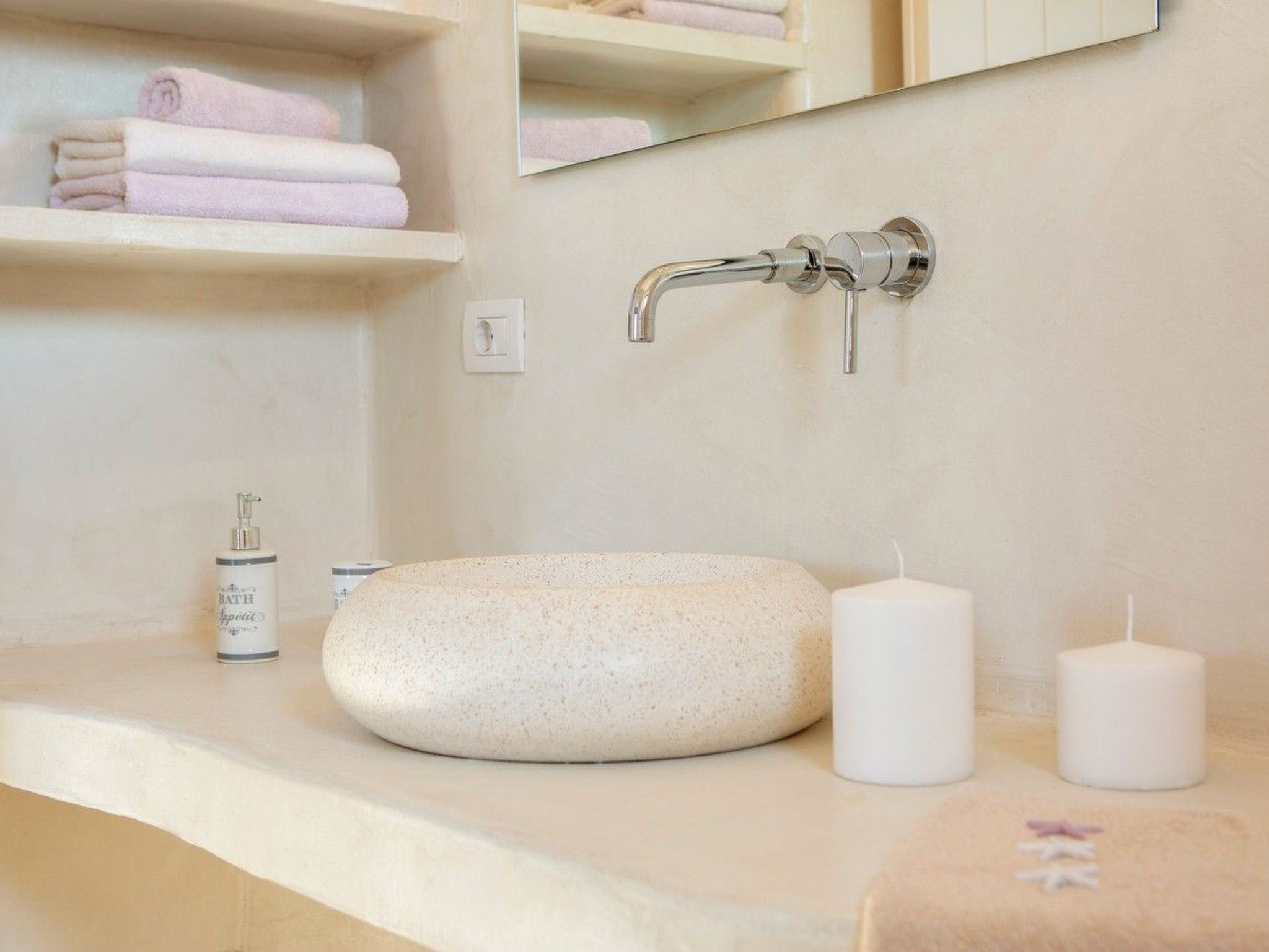 "Agapi" mit Infinity-Pool-Image-tags.info