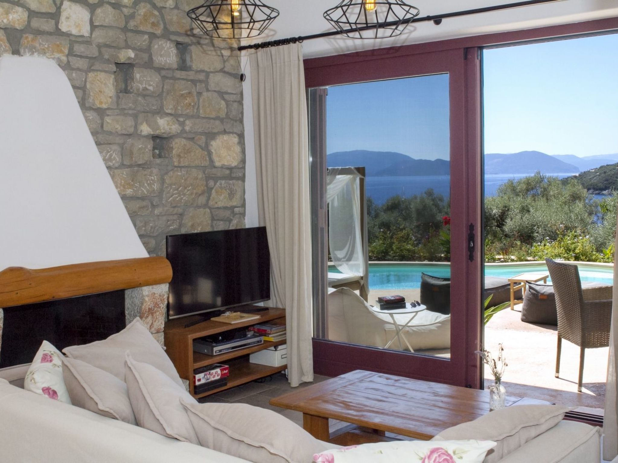 "Agapi" mit Infinity-Pool-Image-tags.info