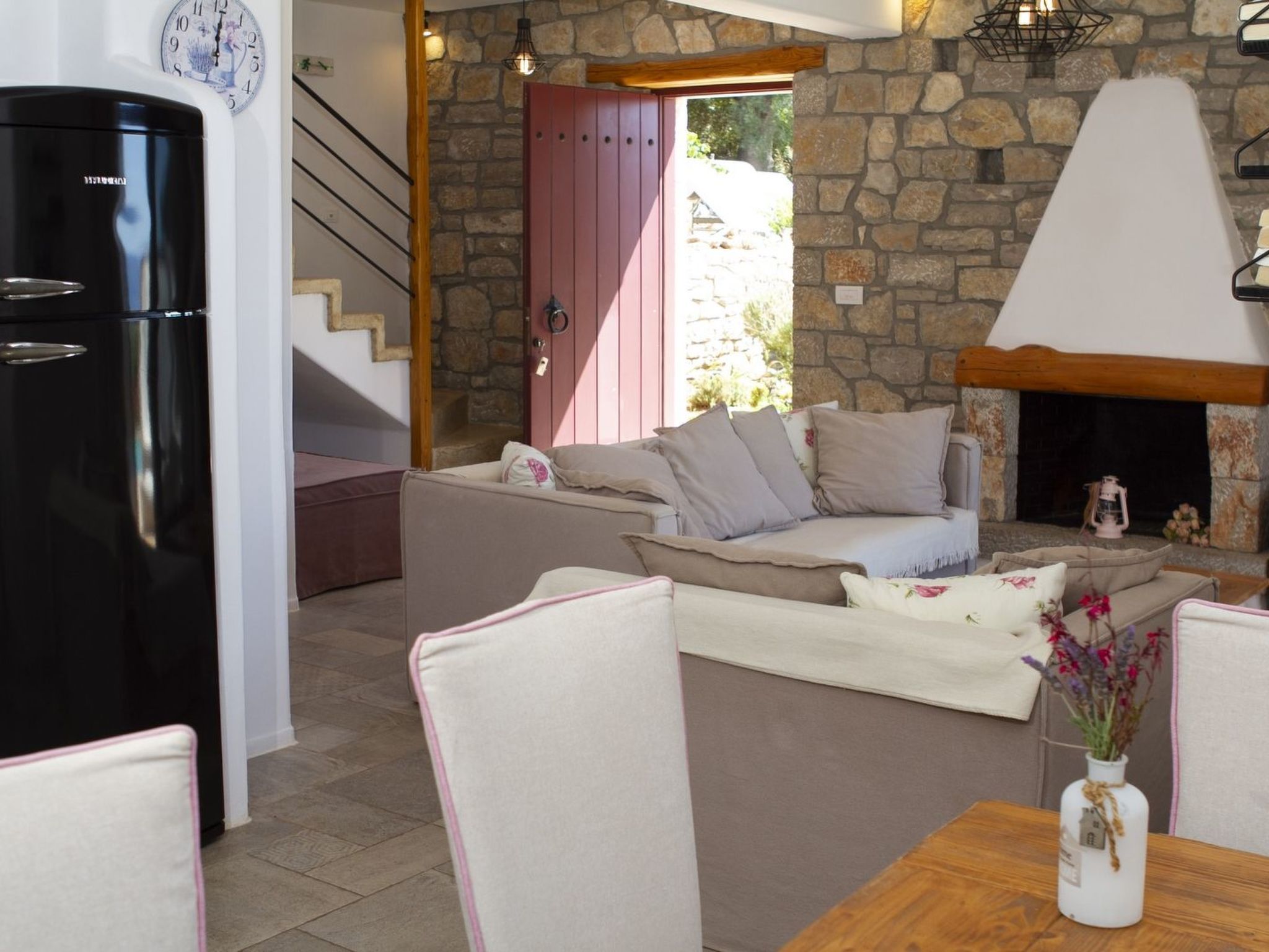 "Agapi" mit Infinity-Pool-Image-tags.info