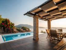 Marine Villa mit privatem Zugang zum Meer - Iris Villas