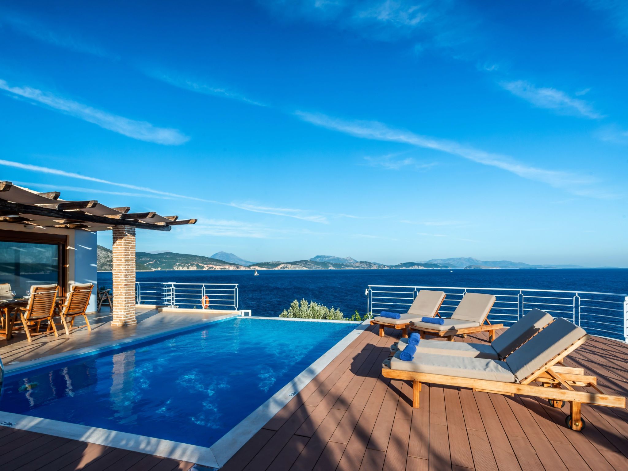 Karavi Villa mit privatem Zugang zum Meer