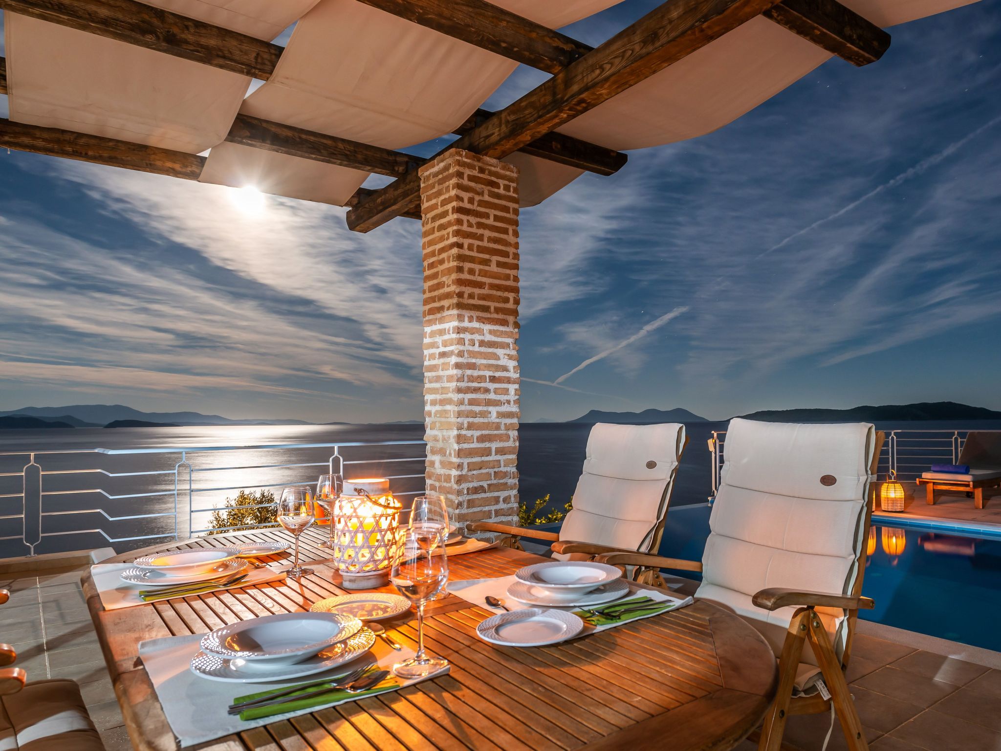 Karavi Villa mit privatem Zugang zum Meer-Buiten