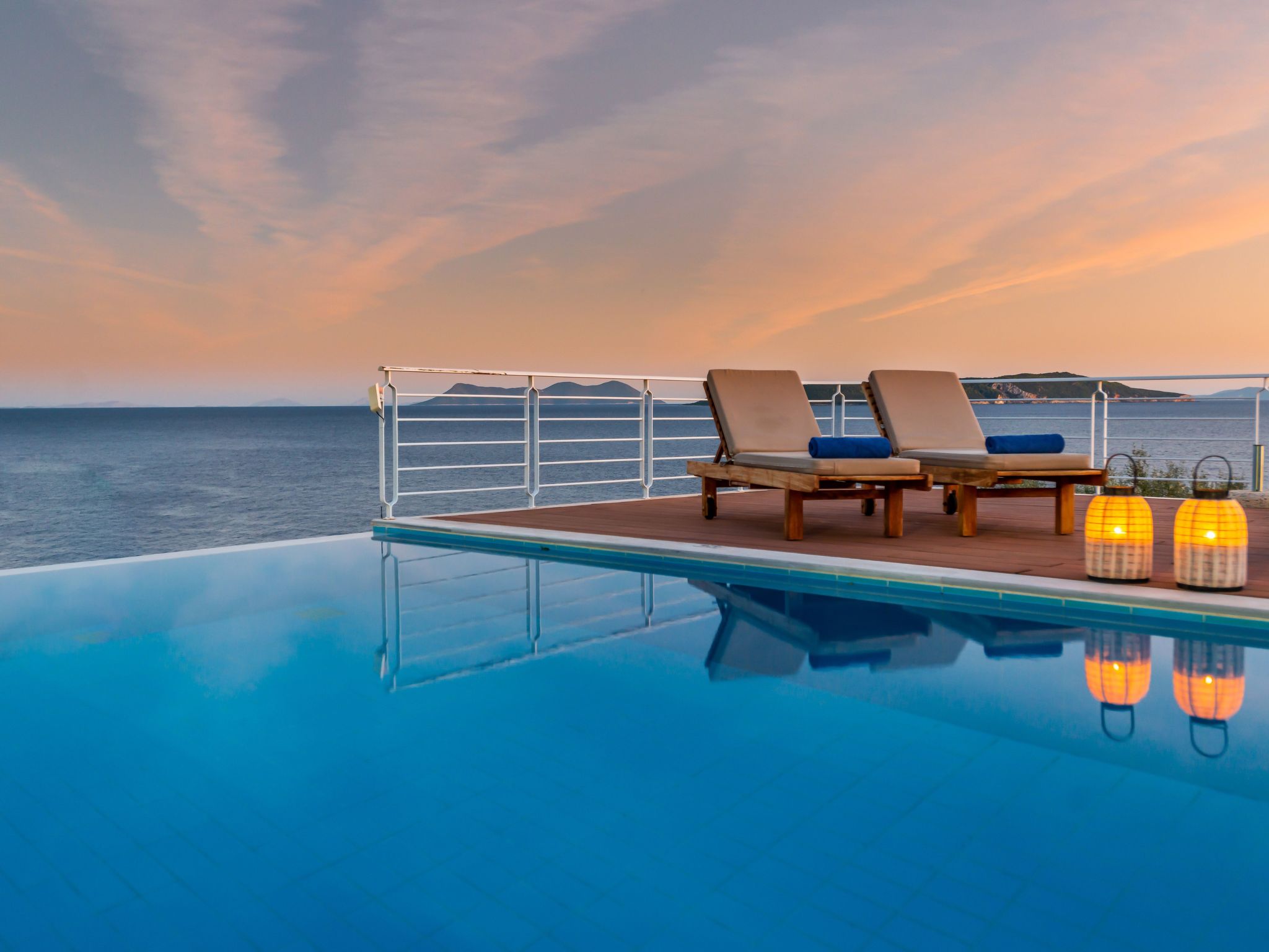 Karavi Villa mit privatem Zugang zum Meer-Buiten