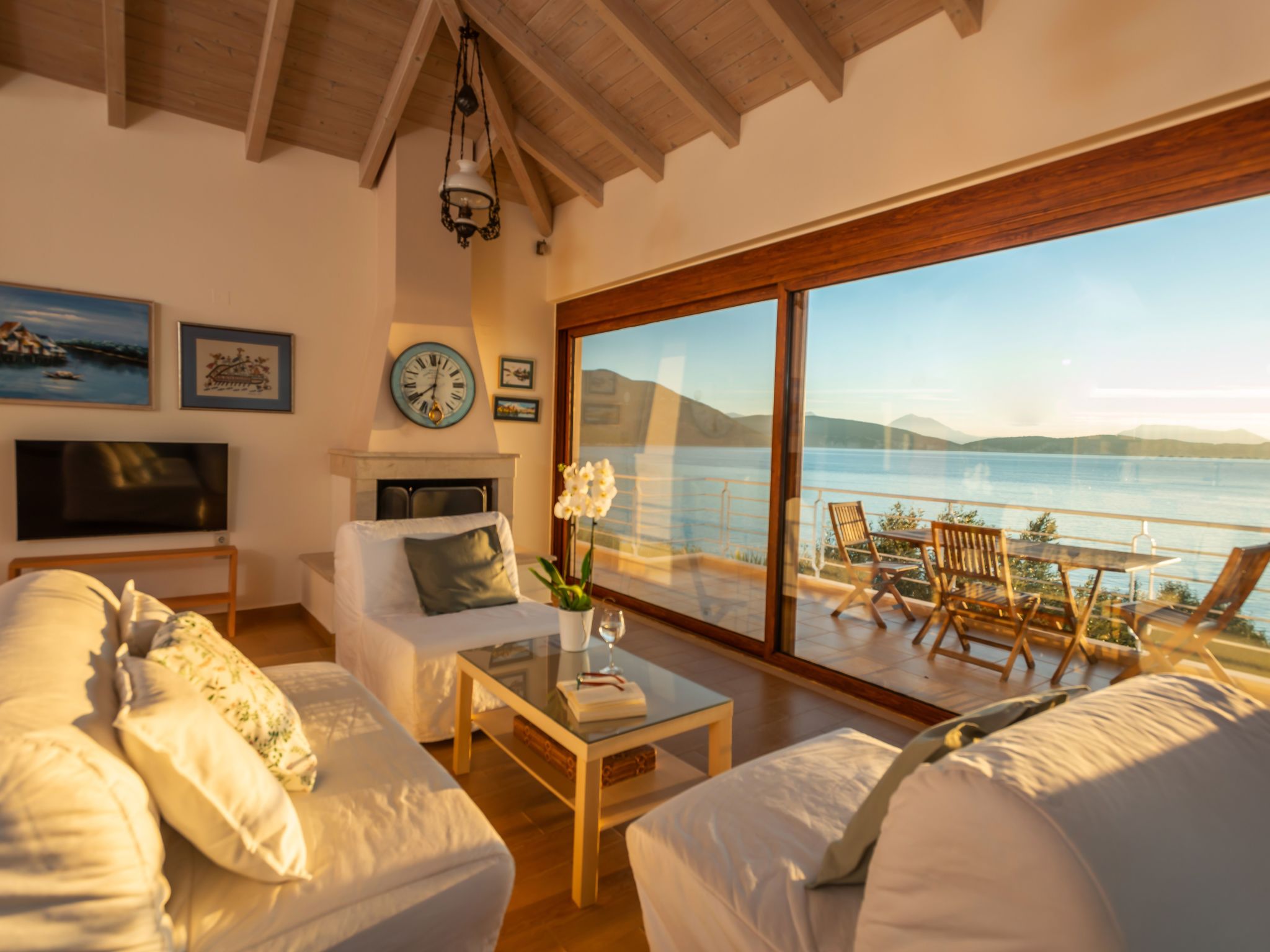 Karavi Villa mit privatem Zugang zum Meer-Binnen