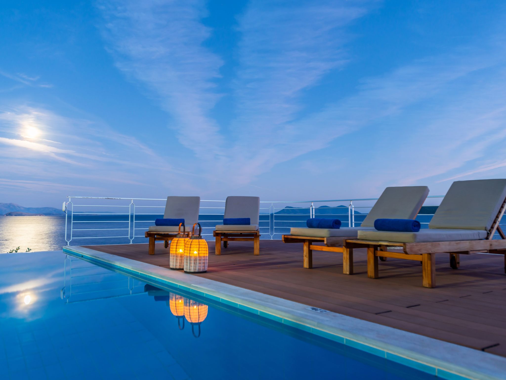 Karavi Villa mit privatem Zugang zum Meer-Image-tags.info