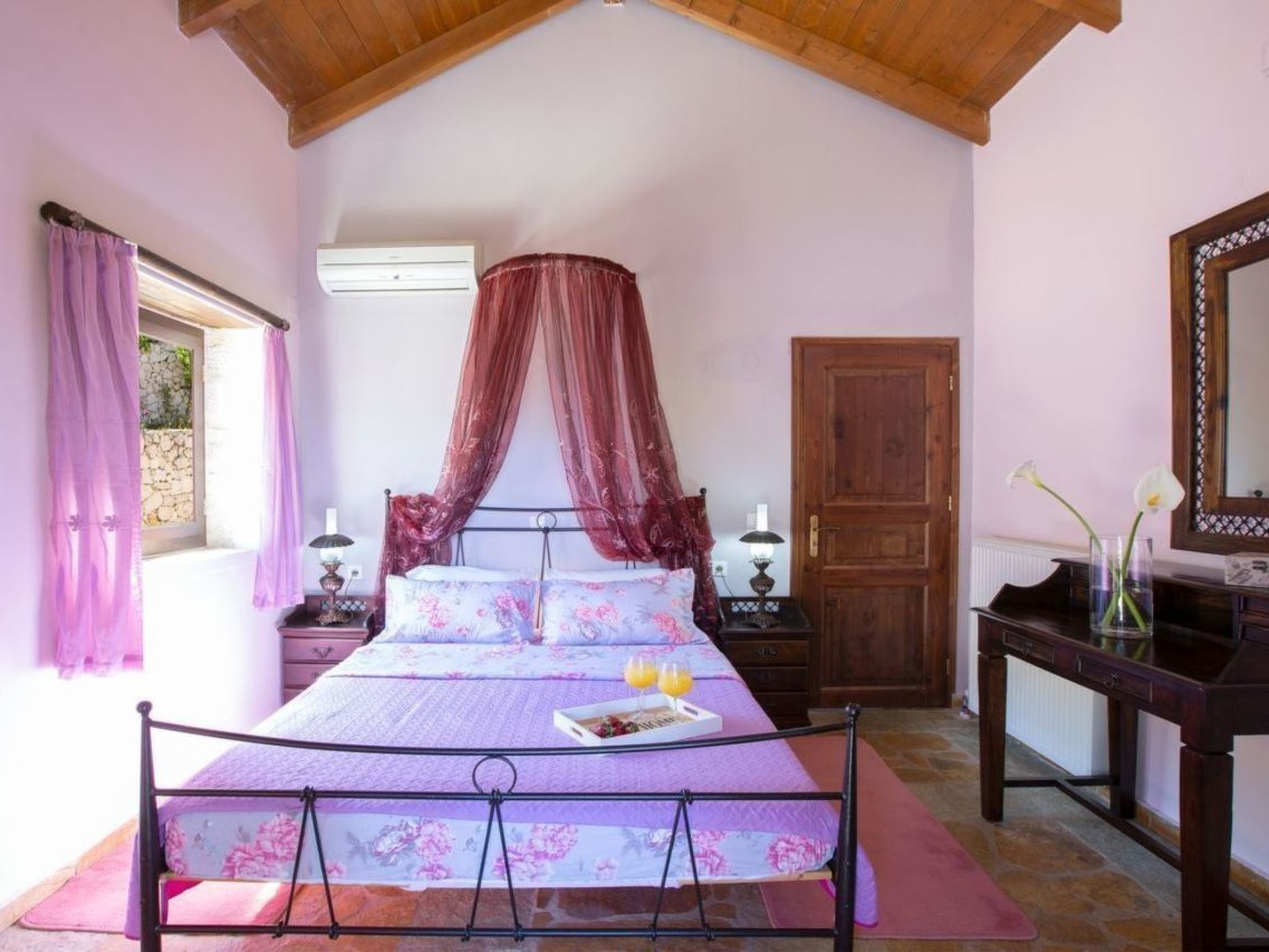 In Apollonii mit privatem Pool-Binnen