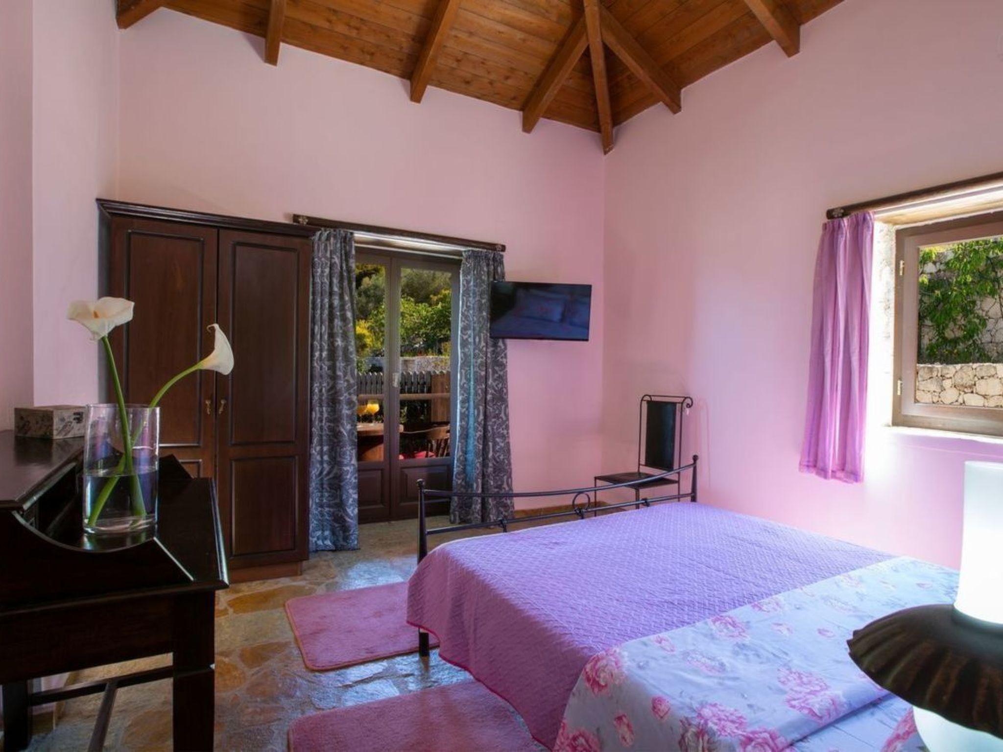 In Apollonii mit privatem Pool-Binnen