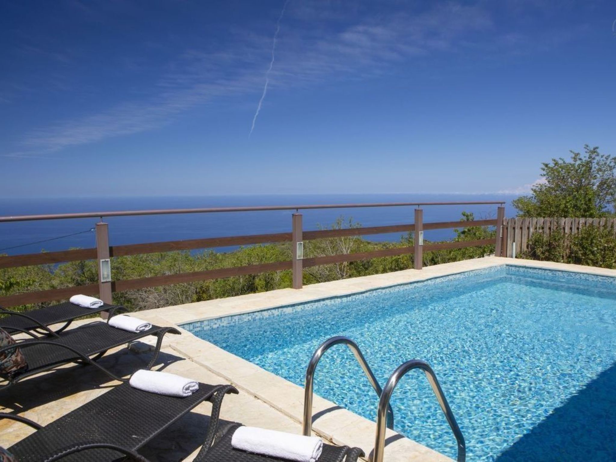 In Apollonii mit privatem Pool-Binnen