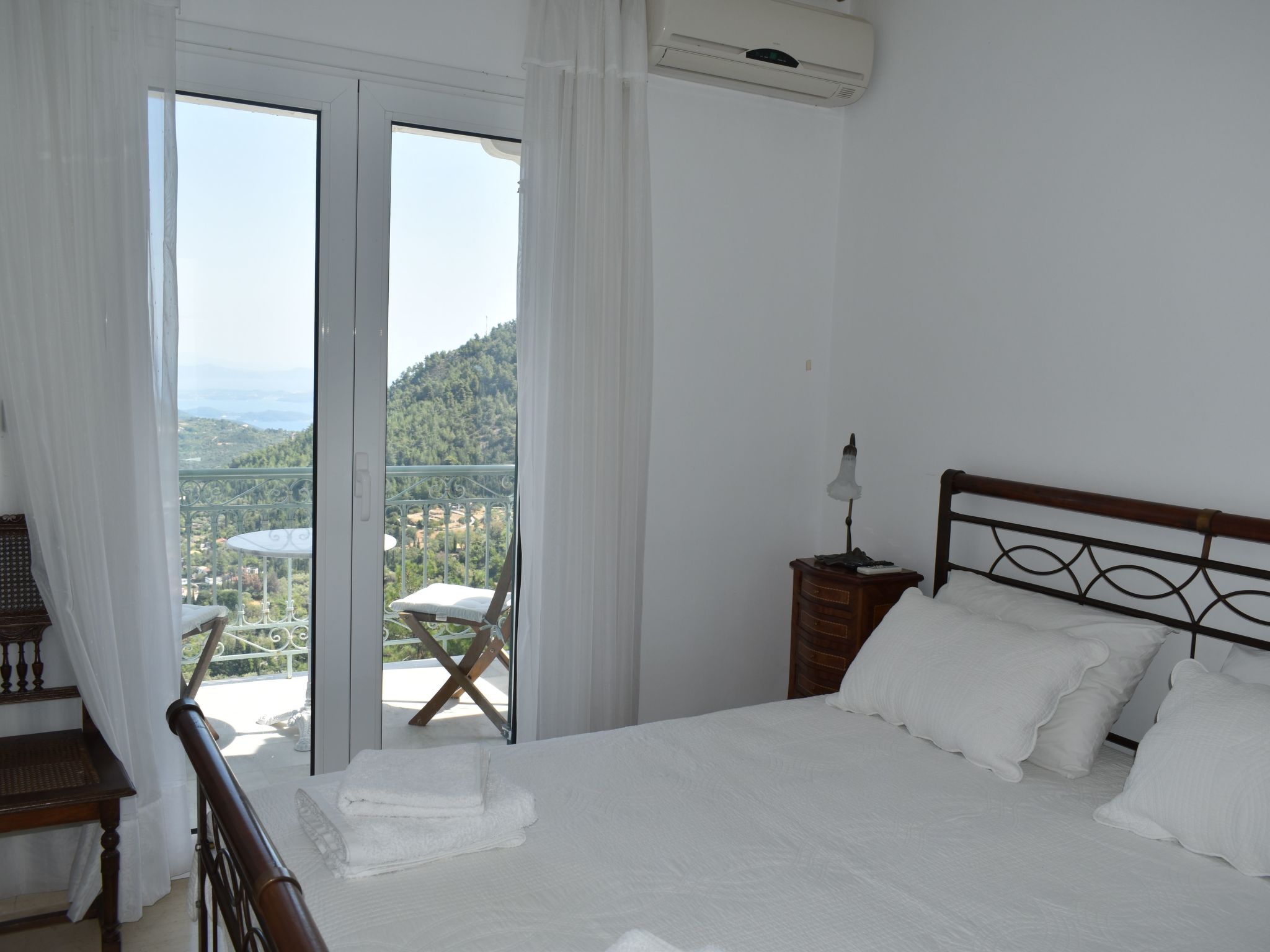 Sommer Dafnopanagia Villa Magda-Image-tags.info