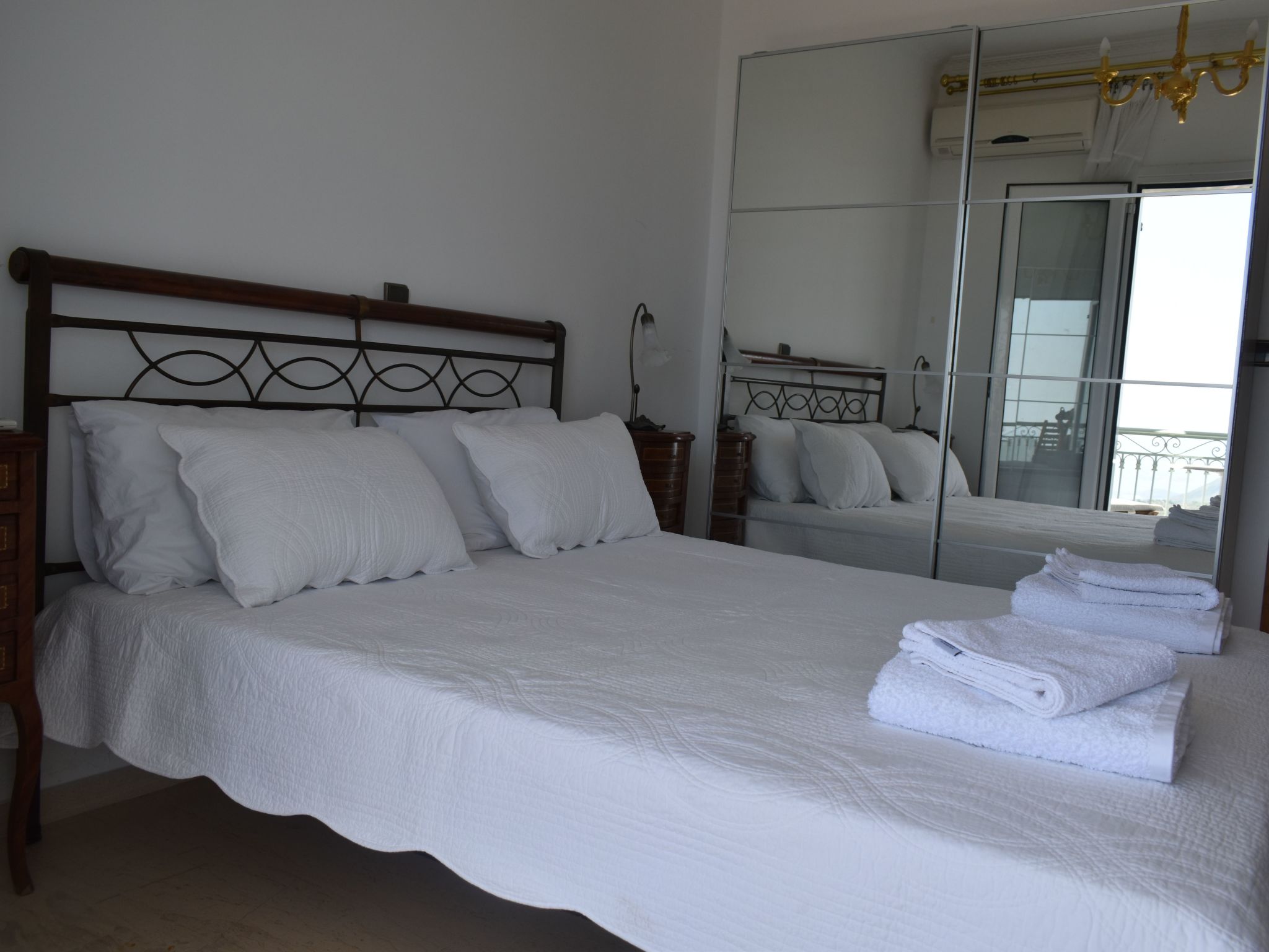 Sommer Dafnopanagia Villa Magda-Image-tags.info