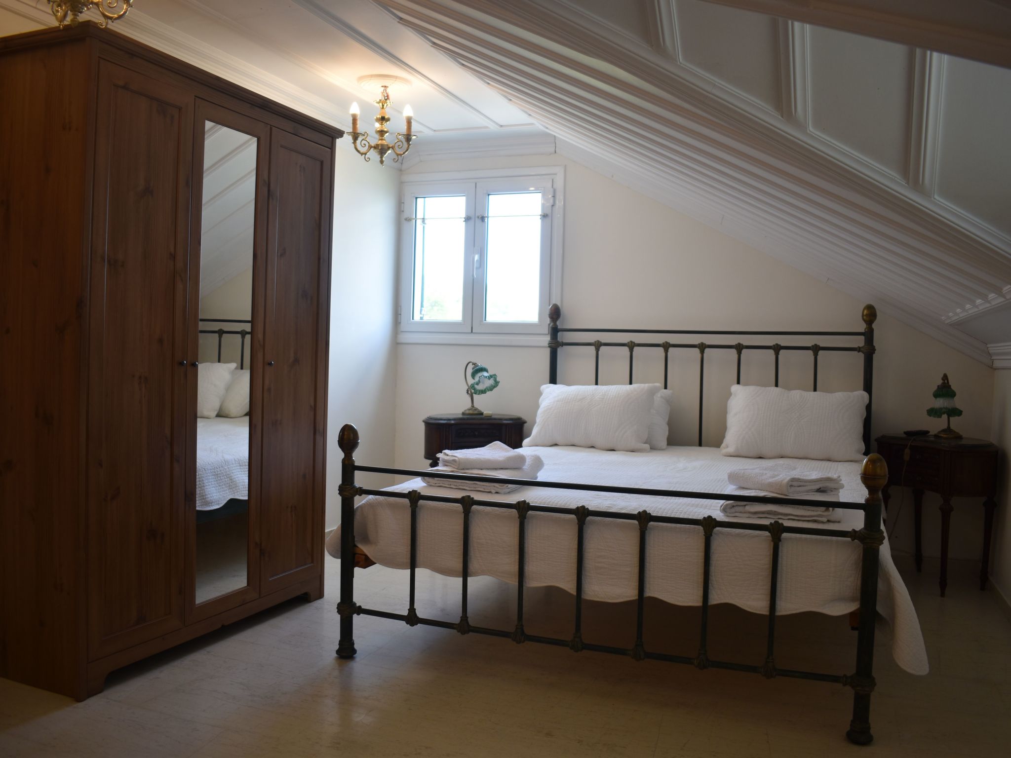 Sommer Dafnopanagia Villa Magda-Image-tags.info