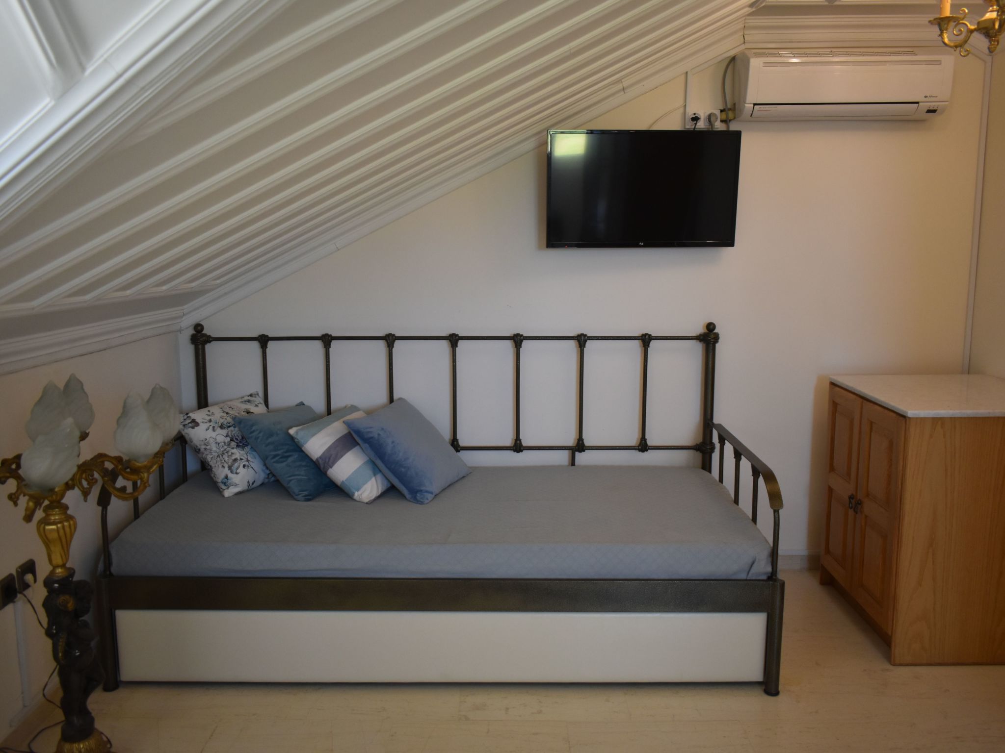 Sommer Dafnopanagia Villa Magda-Image-tags.info