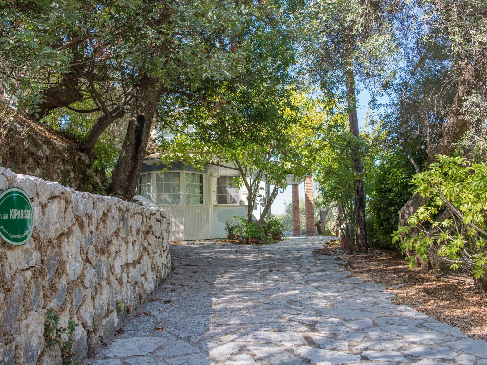 Villa Kiparissi-Binnen