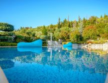 Zwei Villen mit privatem Pool, Aussicht, sehr nah an den Stränden
