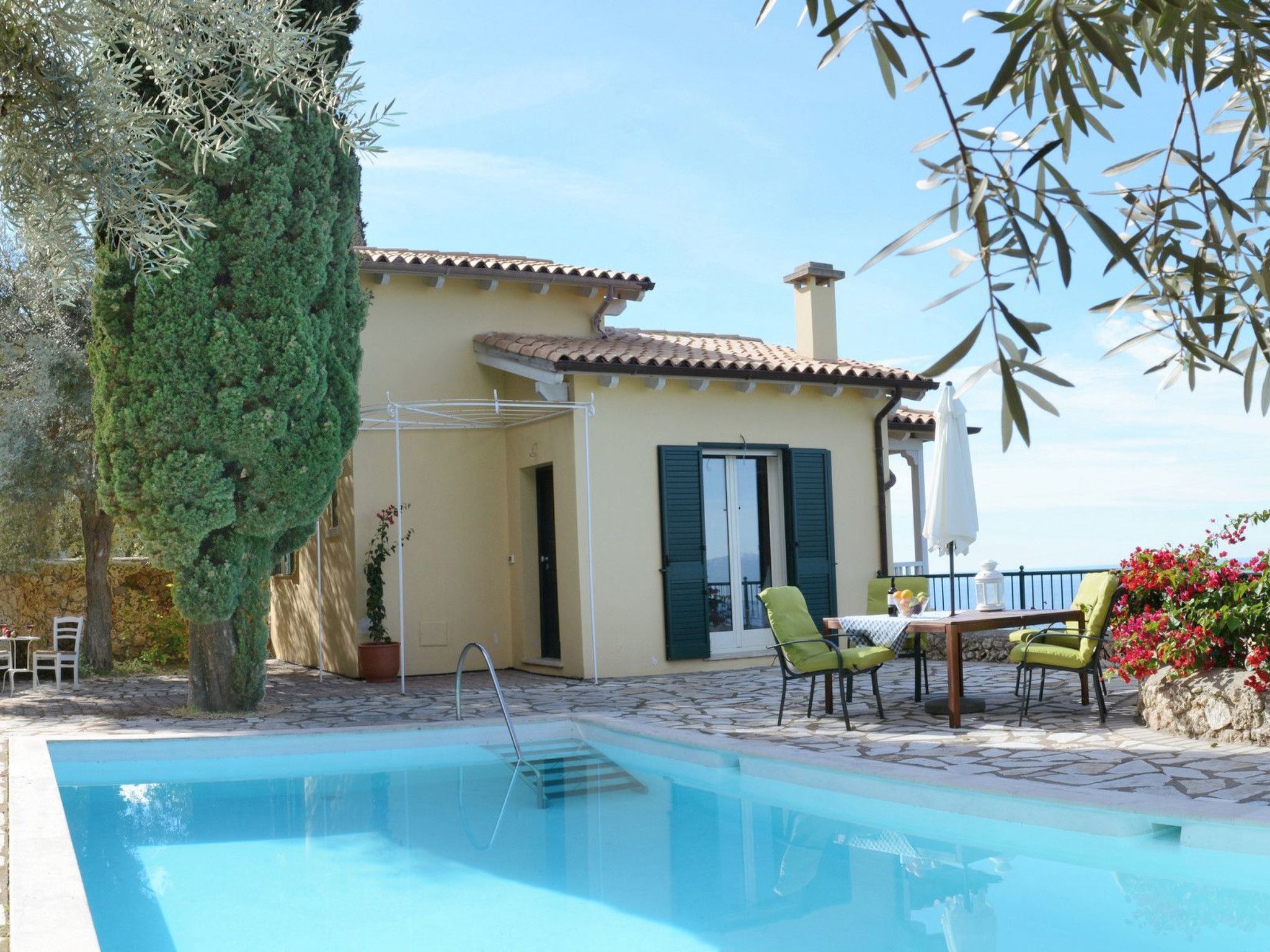 Villa Vista Splendida mit privatem Pool-Binnen