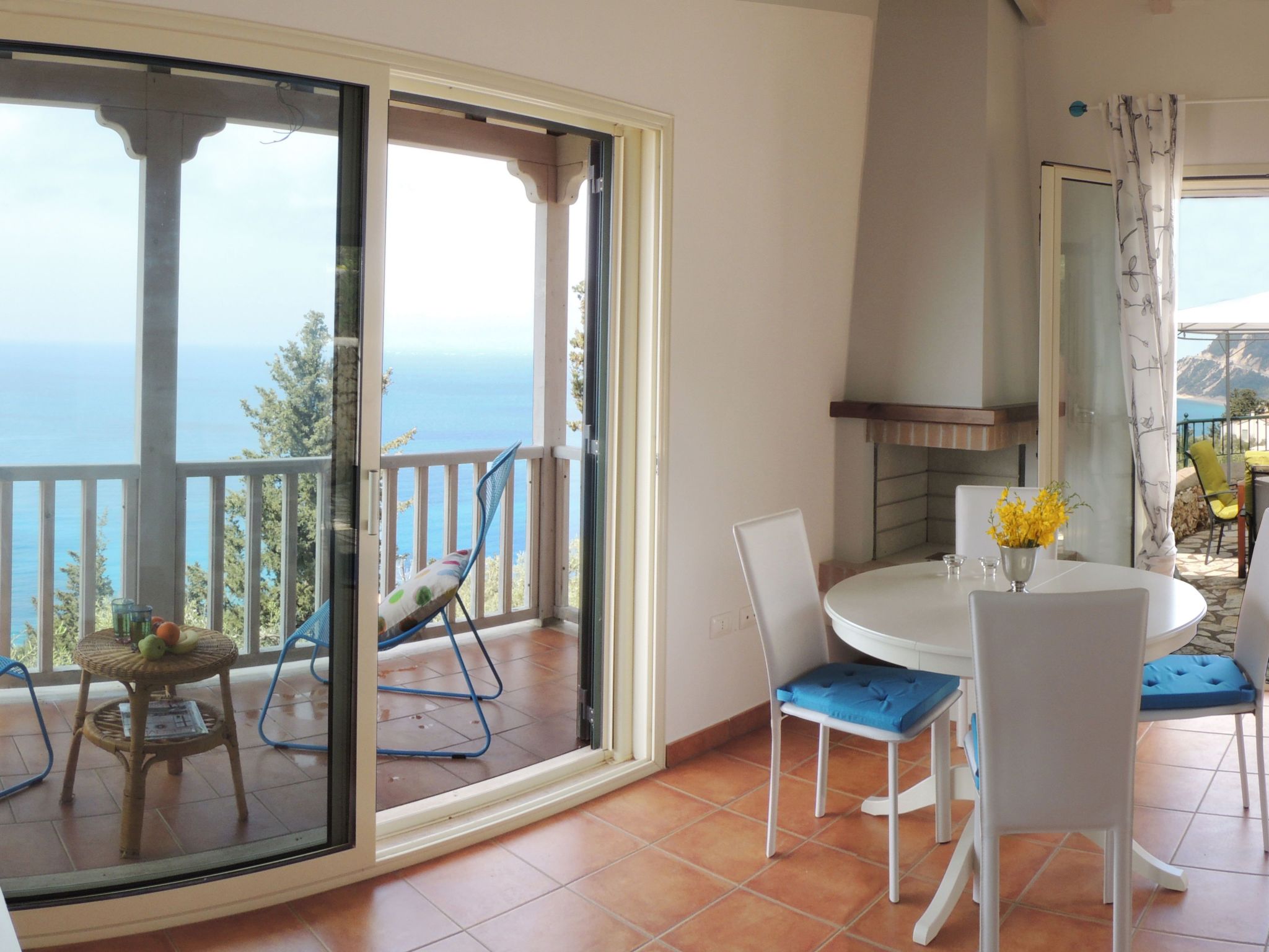 Villa Spiaggia Dorata mit privatem Pool-Binnen