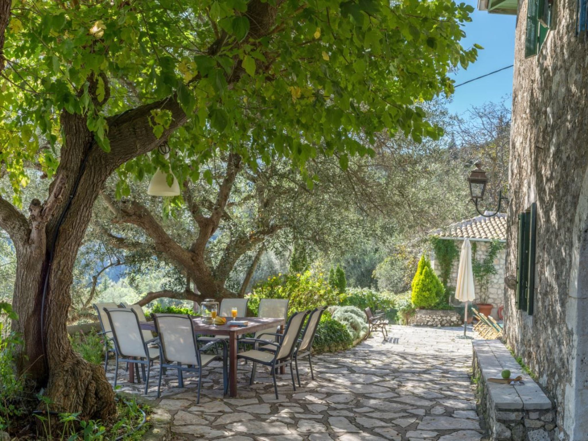 Das alte Haus und Gästehaus-Image-tags.info