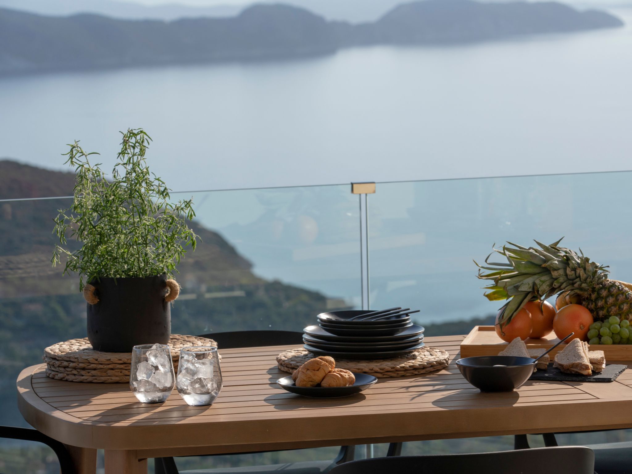 Ferienvilla "Yoni Villa" mit Infinity Pool-Buiten