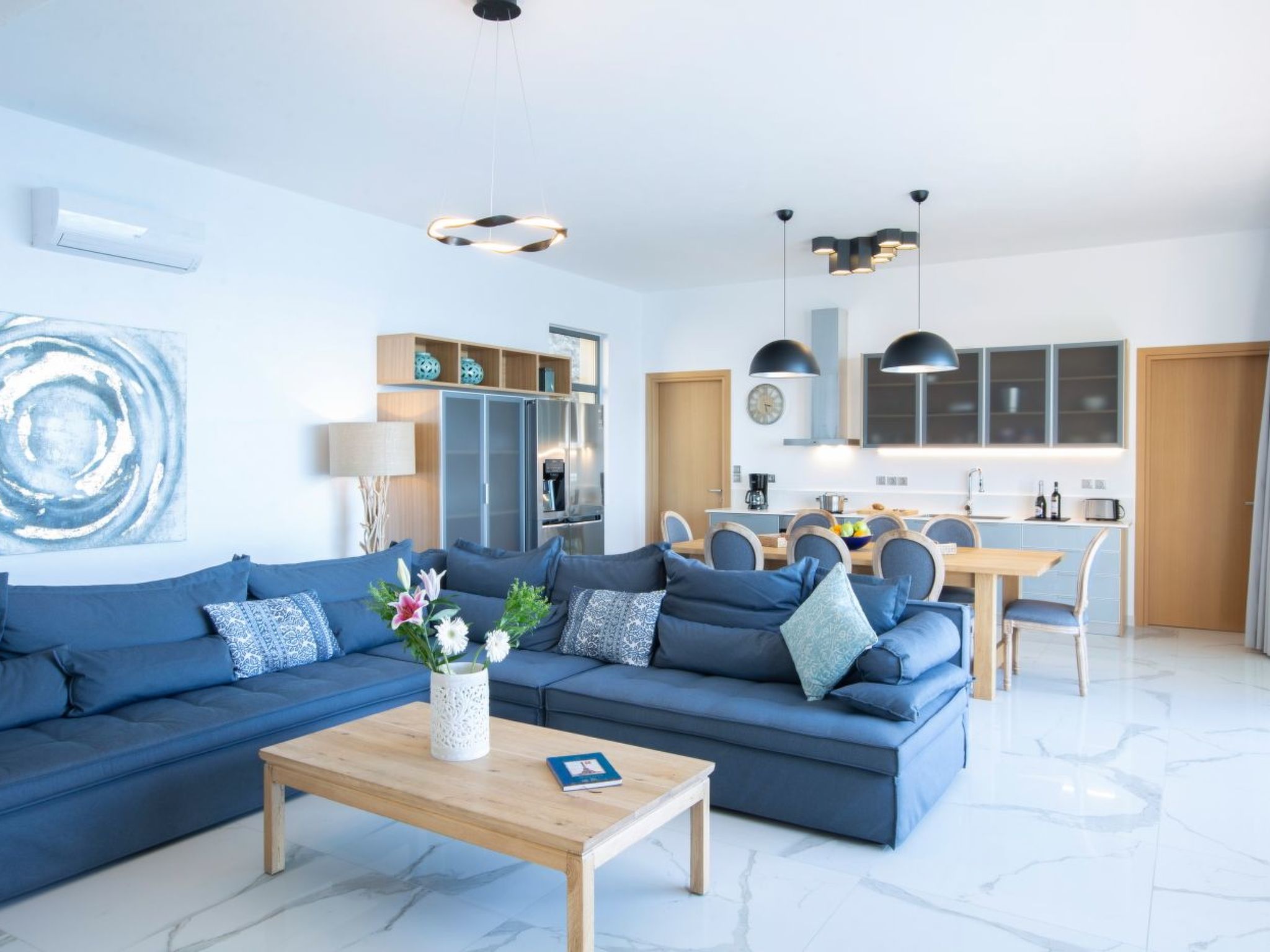 Milos Bay Villas- Brandneue moderne Villa mit spektakulärem Blick auf den Stran-Binnen