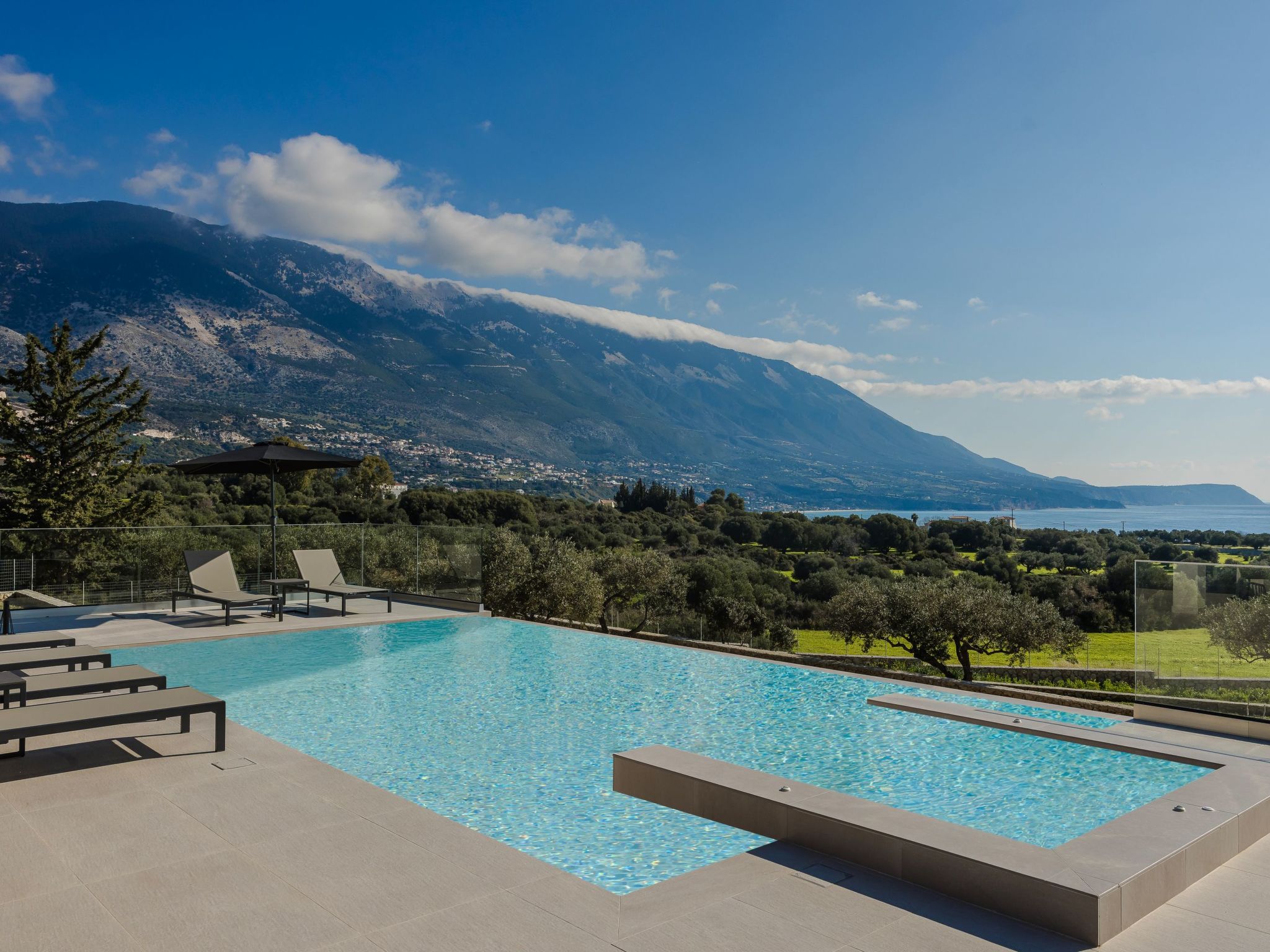 Villa Palast von Agathera-Dehors