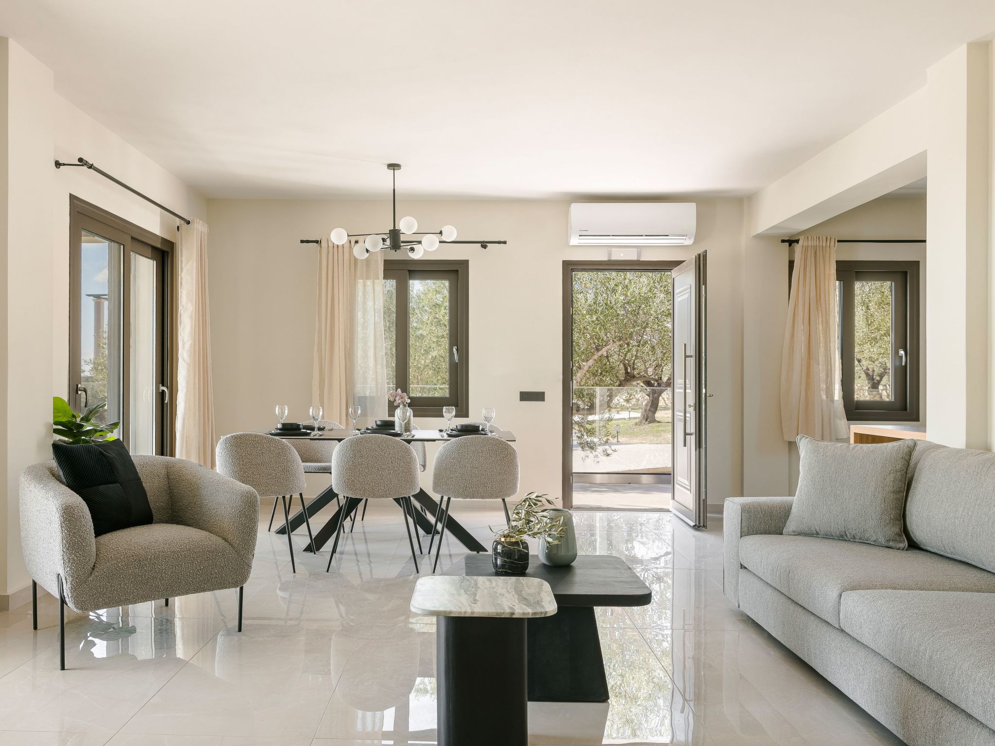 Villa Palast von Agathera-Dedans