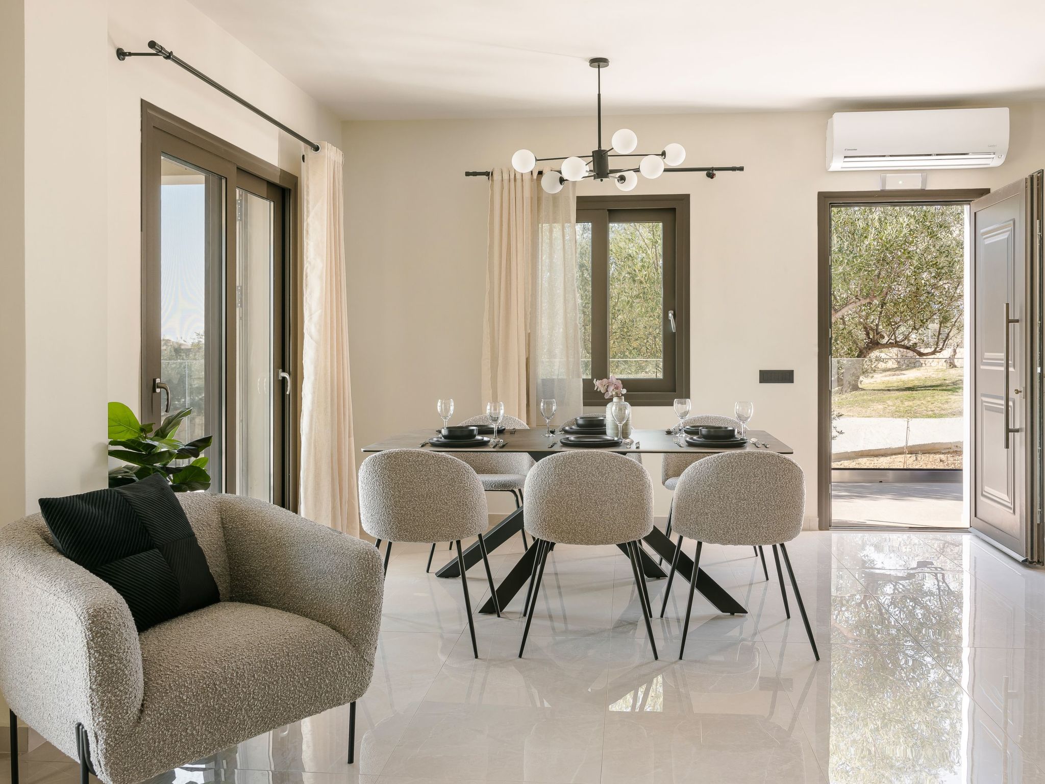 Villa Palast von Agathera-Dehors